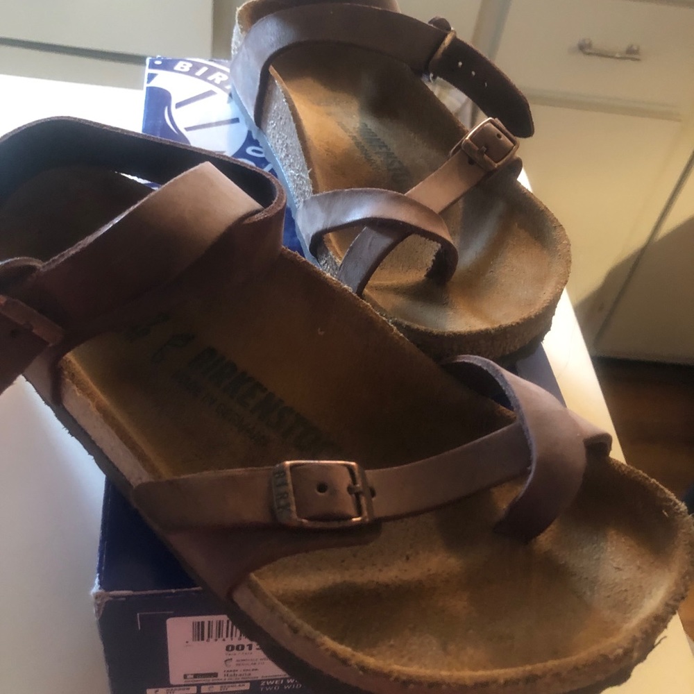 Size 6-6.5 Birkenstocks